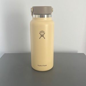 Limited edition Whole Foods hydroflask